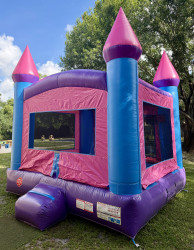 IMG 0218 1787066985 Cotton Candy Castle Bounce House